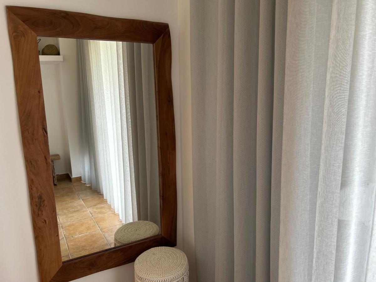 Calliopes By The Sea Boutique Suites Paralia Dionysiou Luaran gambar