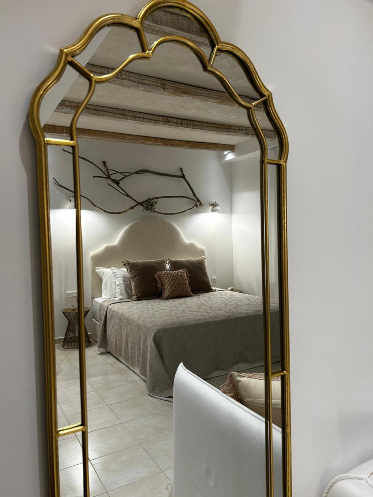 Calliopes By The Sea Boutique Suites Paralia Dionysiou Luaran gambar